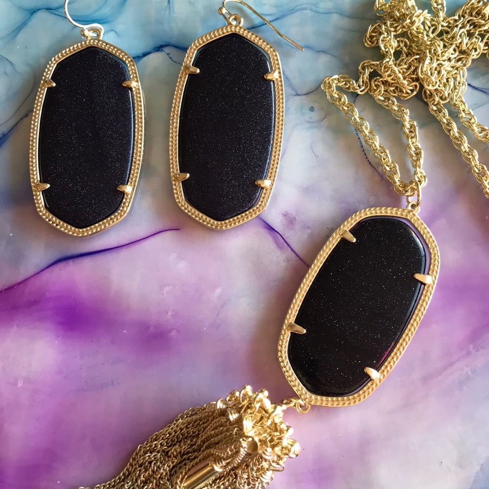 Blue goldstone Rayne